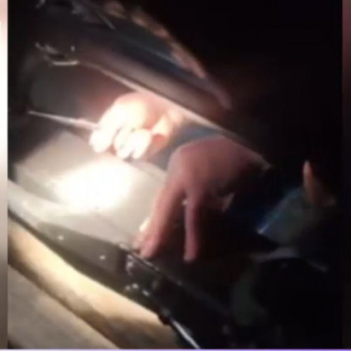 Trei tineri prinși cu droguri ascunse în trotinete electrice în Republica Moldova