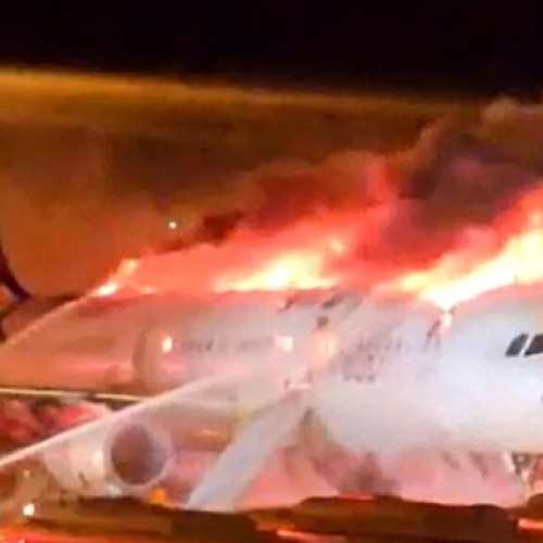 Incendiu pe aeroportul din Busan: Pasagerii unui avion din Coreea de Sud evacuați în siguranță