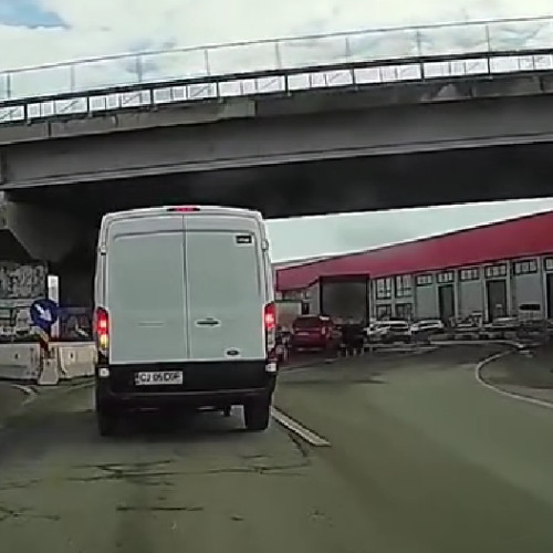 Soferii din Cluj sesizează probleme cu starea carosabilului