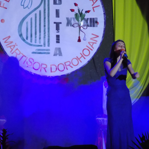 Festivalul Național de Muzică Ușoară Românească "Mărțișor Dorohoian", tot mai popular printre tinerii talentați
