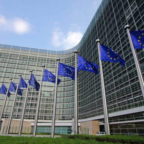 Comisia Europeană va reduce birocrația pentru a stimula economia UE