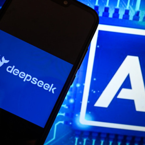 Microsoft și OpenAI investighează activități suspecte la start-up-ul chinez DeepSeek