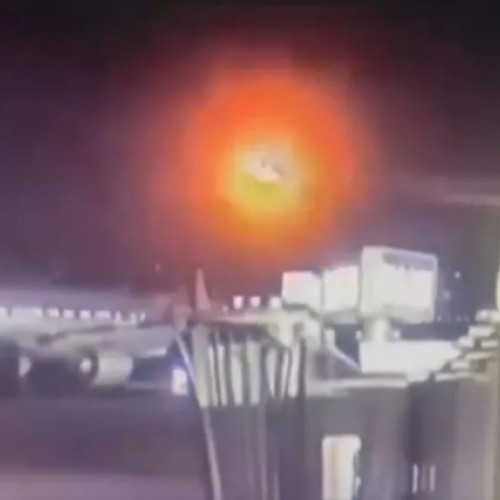 Coliziune fatală între un avion de pasageri și un elicopter militar în apropierea Aeroportului Reagan