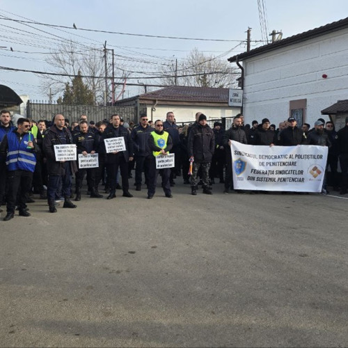 Protestul angajaților din penitenciare împotriva tăierilor salariale