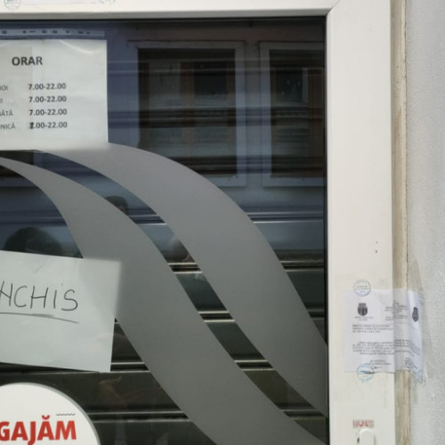 A fost închis un magazin din Cluj pentru vânzarea de tutun unui minor