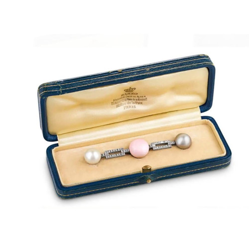 Obiecte de antichitate celebre, disponibile la M.S. Rau din New Orleans