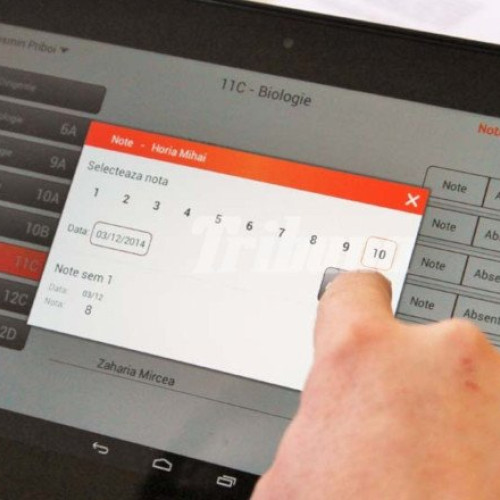 Aproape o treime dintre școlile din România au catalog electronic