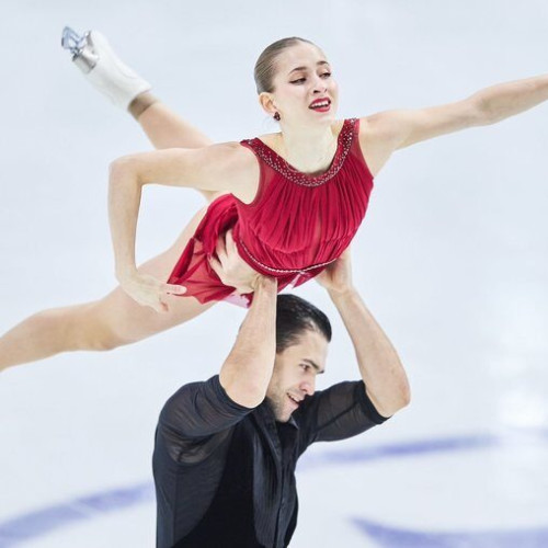 Germanii Minerva Hase și Nikita Volodin câștigă titlul european la patinaj artistic