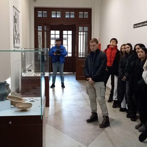 Muzeul Județean Buzău prezintă o expoziție de arheologie captivantă