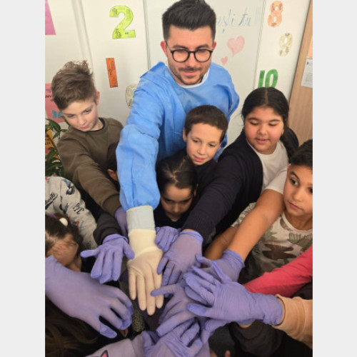 Vizita medicului chirurg pediatru Dan Andriuc la Centrul de Zi de pe Calea Clujului