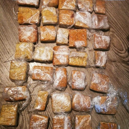 Doi bărbați reținuți în Arad pentru trafic de droguri și alte infracțiuni