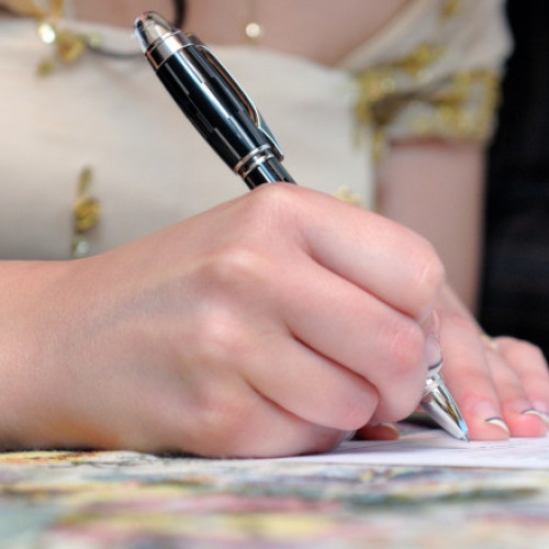 Parlamentul portughez aprobă creșterea vârstei minime legale pentru căsătorie la 18 ani