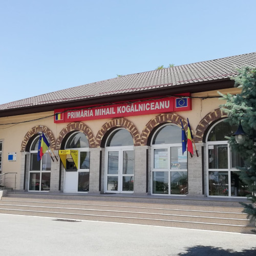 Licitație pentru furnizarea de echipamente educaționale în Mihail Kogalniceanu