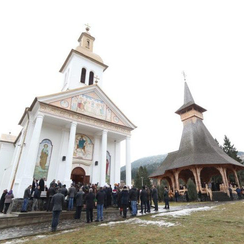 Slujba de praznic la Mănăstirea "Adormirea Maicii Domnului" din Moisei