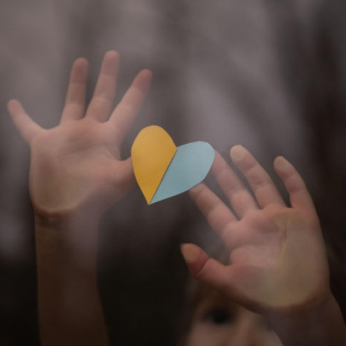 Frate și soră întorși acasă din teritoriile ocupate de Rusia