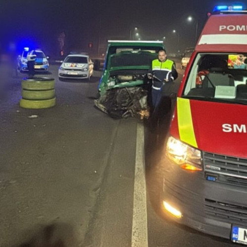 Accident rutier la Pătrăuți, cu două persoane rănite