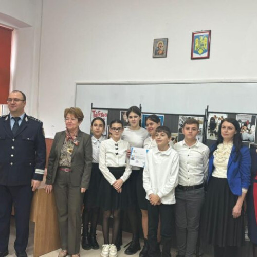Elevi suceveni premiați în cadrul concursului național "Tacerea e tot violența. Vocea ta e soluția"