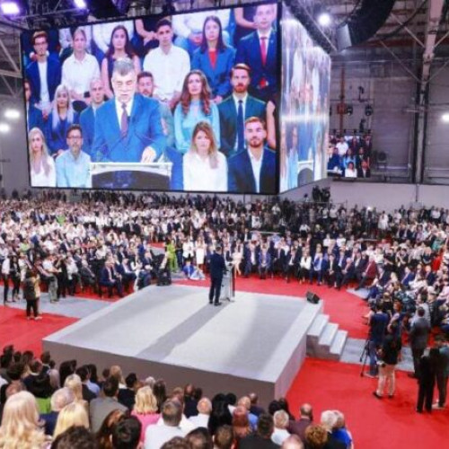 PSD se reunește într-un congres extraordinar pentru a valida candidatura lui Crin Antonescu