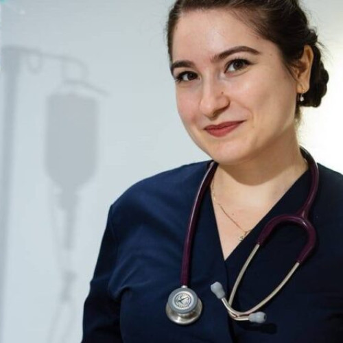 Buzoianca Mădălina Popescu începe cariera de medic rezident la Spitalul Colentina