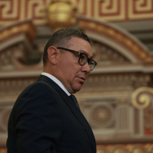 Victor Ponta își anunță candidatura la alegerile prezidențiale din mai