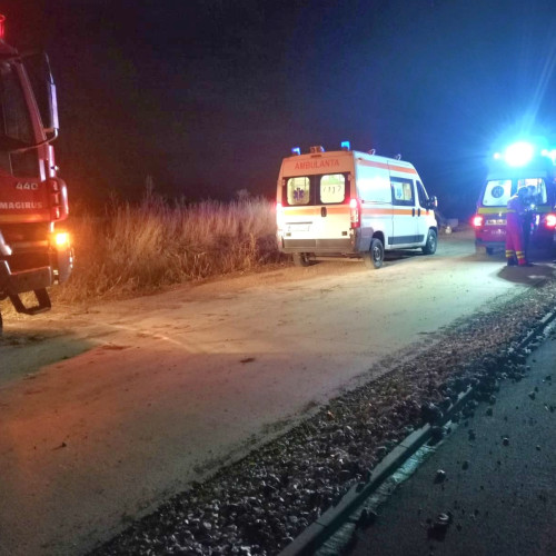 Tânăr din județul Botoșani, electrocutat în timp ce încerca să întindă un cablu electric