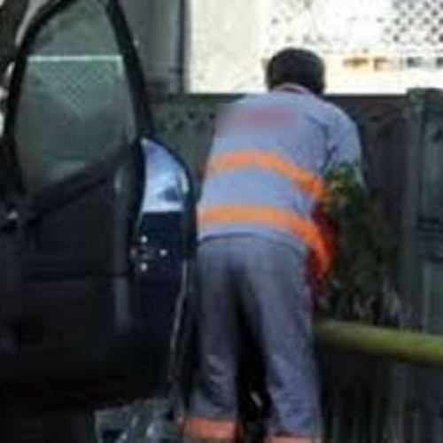 Mașină de gunoi avariază o teavă de gaz în Cluj