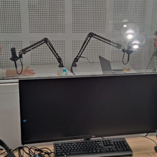 Studenți de la Universitatea "Al. I. Cuza" lansează podcasturi pe teme de interes public