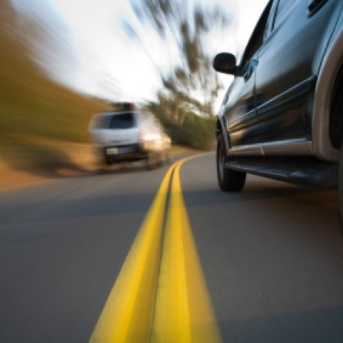 Poliția rutieră a depistat un tânăr conducând cu 120 km/h în Baia Mare