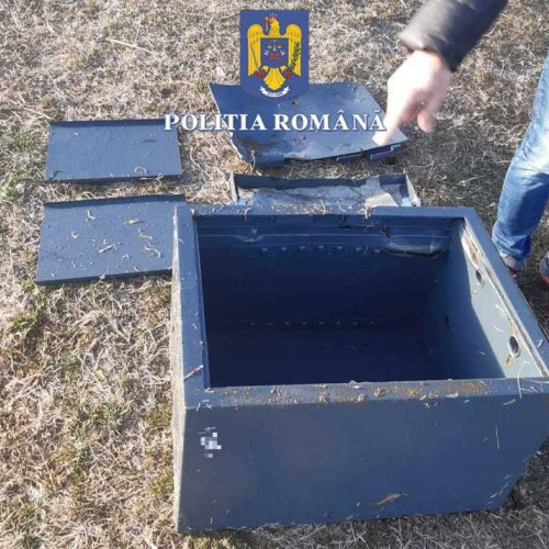 Două femei implicate în furt, reținute de autorități