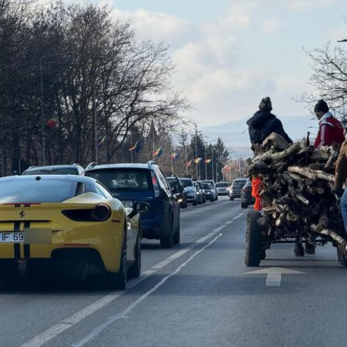 Contrastele vieții în România: De la bolizi de lux la căruțe