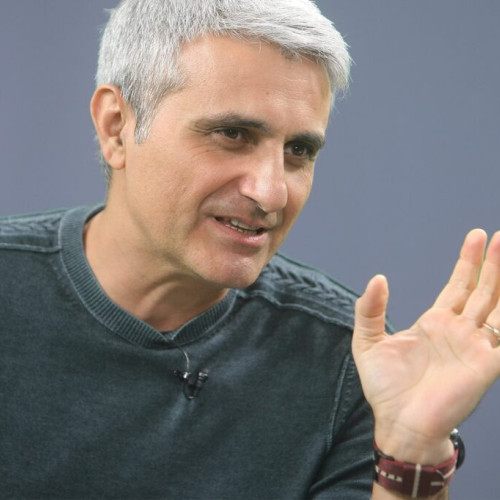 Robert Turcescu figurează în lista creditorilor companiei Nordis Management SRL