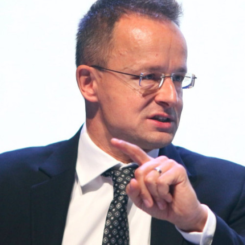 Critică dură a ministrului ungar de externe despre situația din Polonia