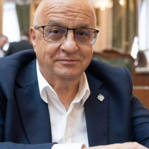 Parlamentul Romaniei a ales noii membri pentru comisiile de control ale SRI și SIE