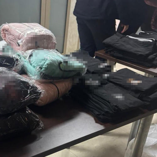 Descoperire de articole contrafăcute la frontiera română