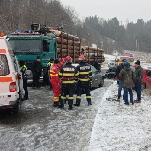 Accident de circulație în Naruja: Patru autovehicule implicate