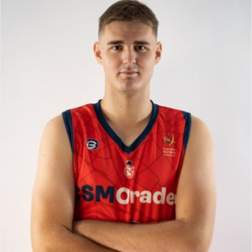 Eșec pentru &quot;satelitul&quot; echipei de baschet din Oradea în fața CSU Târgu Mureș