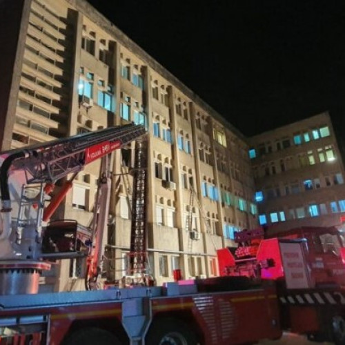 Procurorii au trimis în judecată două asistente medicale și Spitalul Județean de Urgență Piatra Neamț pentru incendiul din 2020