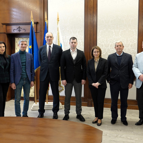 Ambasadoarea Greciei discută despre dezvoltarea transporturilor la Constanța