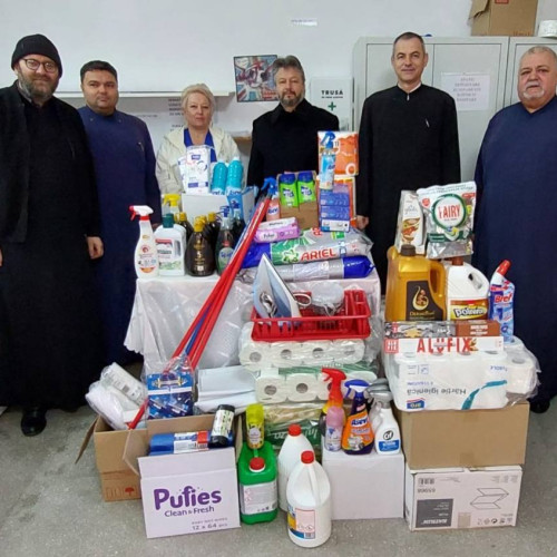 Produse igienico-sanitare donate căminului pentru vârstnici din Târgoviște