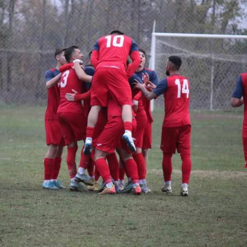 Urban Titu câștigă la scor de tenis în amicalul cu Săgeata Brăniștea