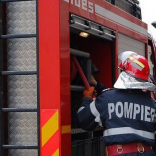 Incendiu la un autoturism pe Autostrada Soarelui, în apropiere de Constanța