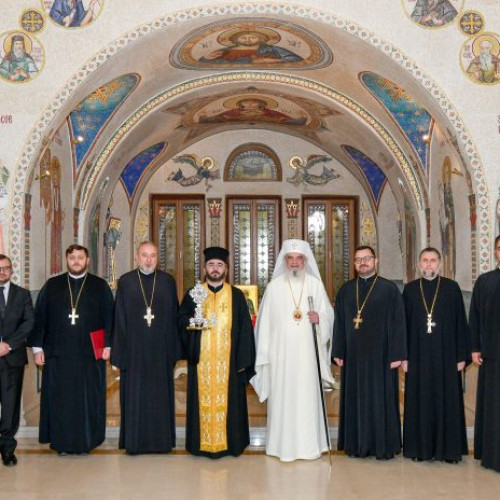 Moastele Sfantului Apostol Andrei ajung la Catedrala Mantuirii Neamului