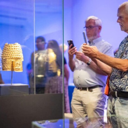 Furtul comorilor românești din aur de la Muzeul Drents ar putea costa Olanda milioane de euro