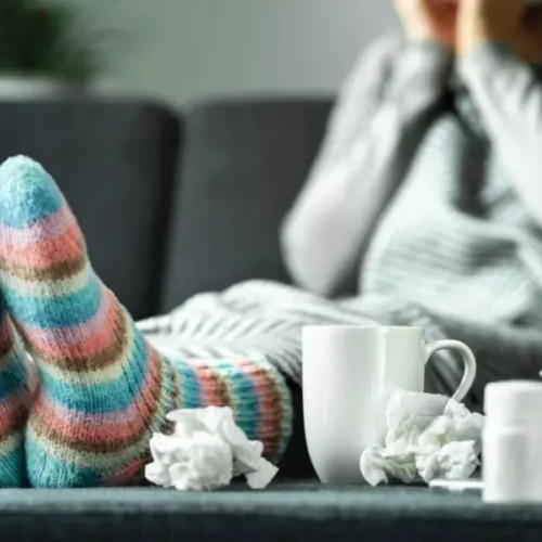 Febra, un simptom frecvent în perioada răcelilor și infecțiilor respiratorii