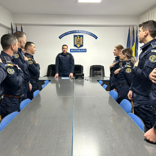 Opt tineri au devenit polițiști la IPJ Botoșani