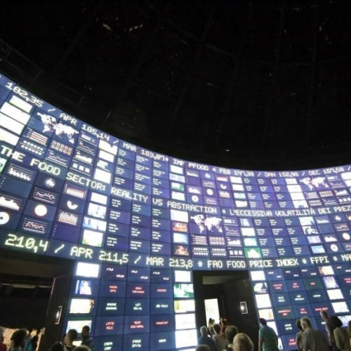 Bursele europene ating un nivel record datorită raportărilor financiare și unei reduceri a ratei dobânzii