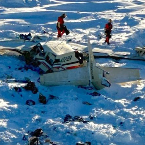 Epava unui avion de mici dimensiuni descoperită în Alaska