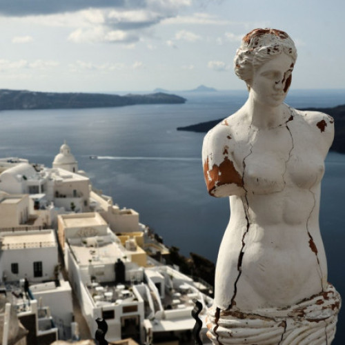 Raed Arafat: Activitate tectonică în Santorini, dar riscurile sunt controlate