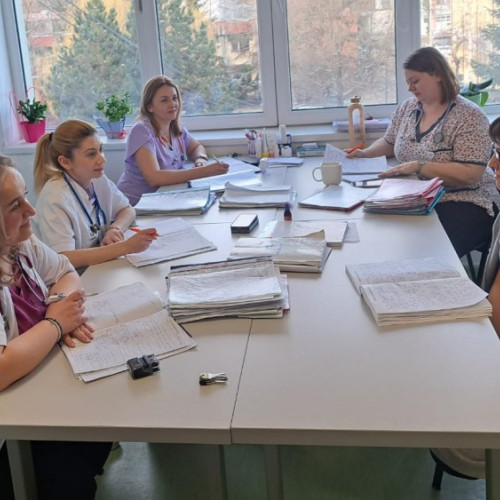 Medicii pediatri din Bacău trag un semnal de alarmă privind afecțiunile respiratorii