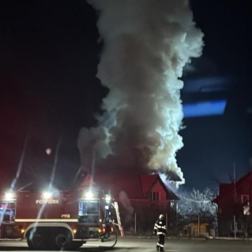 Incendiu puternic în localitatea Sannicoara, fără victime